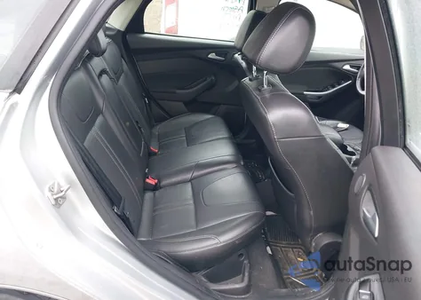 2013 Ford Focus Titanium from USA, damaged, VIN 1FADP3J20DL379672